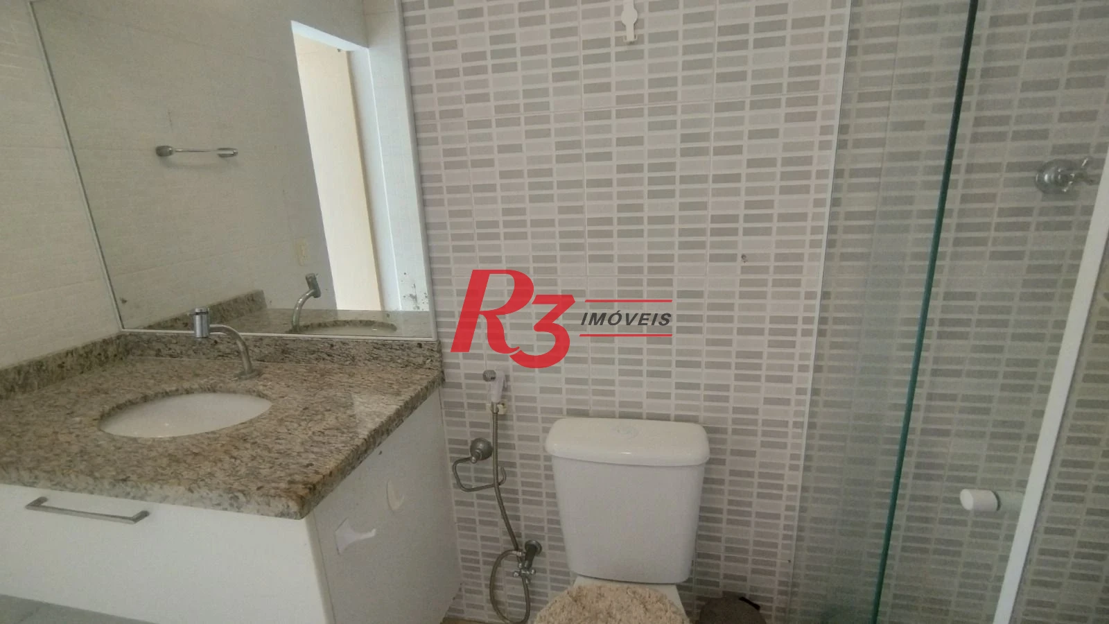 Apartamento com 2 dormitórios à venda, 110 m² por R$ 700.000,00 - José Menino - Santos/SP