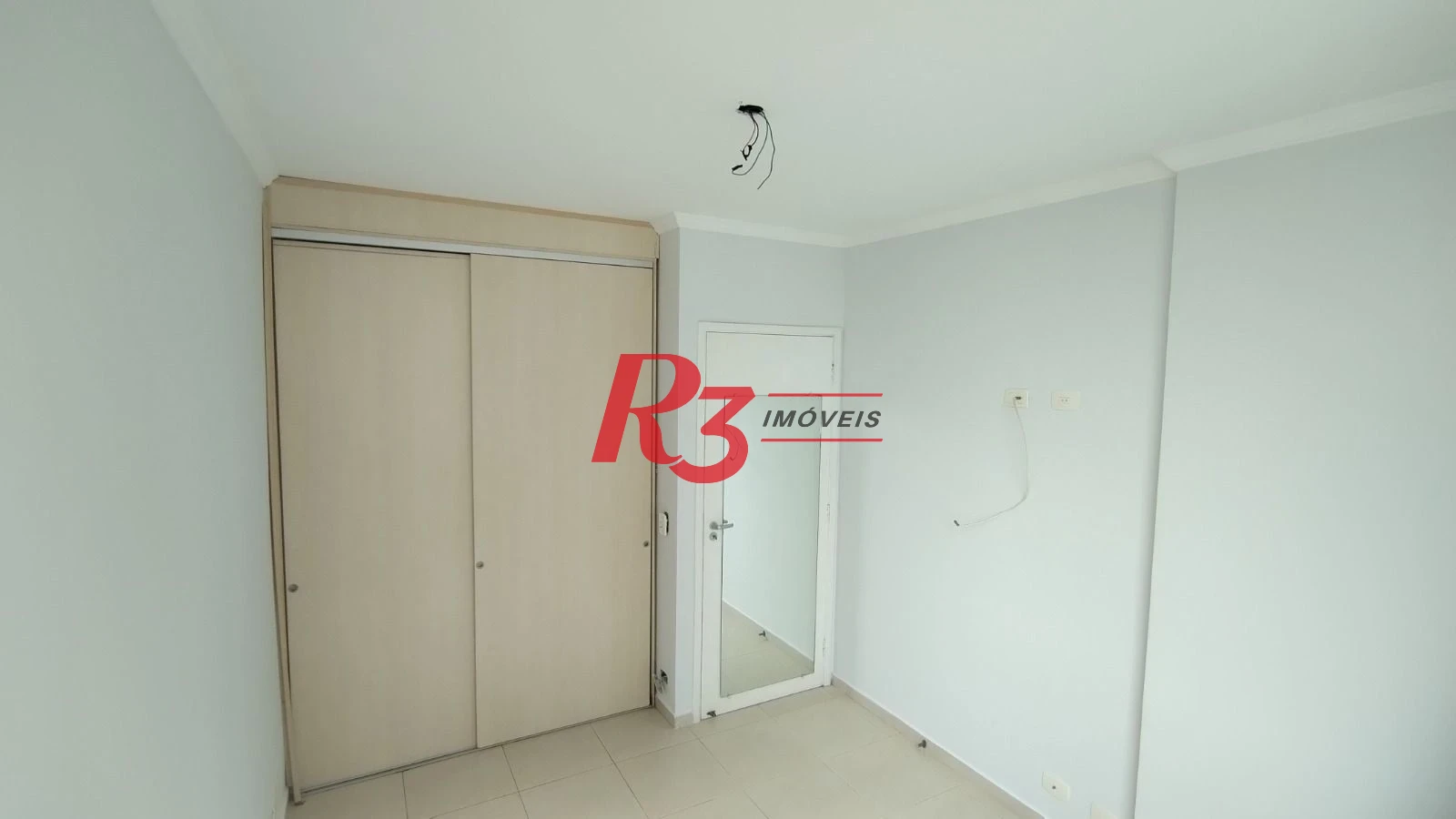 Apartamento com 2 dormitórios à venda, 110 m² por R$ 700.000,00 - José Menino - Santos/SP