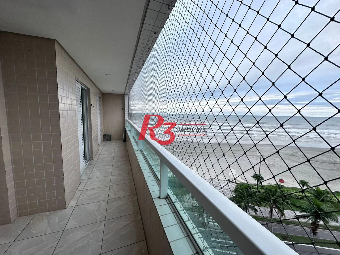 Apartamento com 2 dormitórios à venda, 76 m² por R$ 600.000,00 - Vilamar - Praia Grande/SP