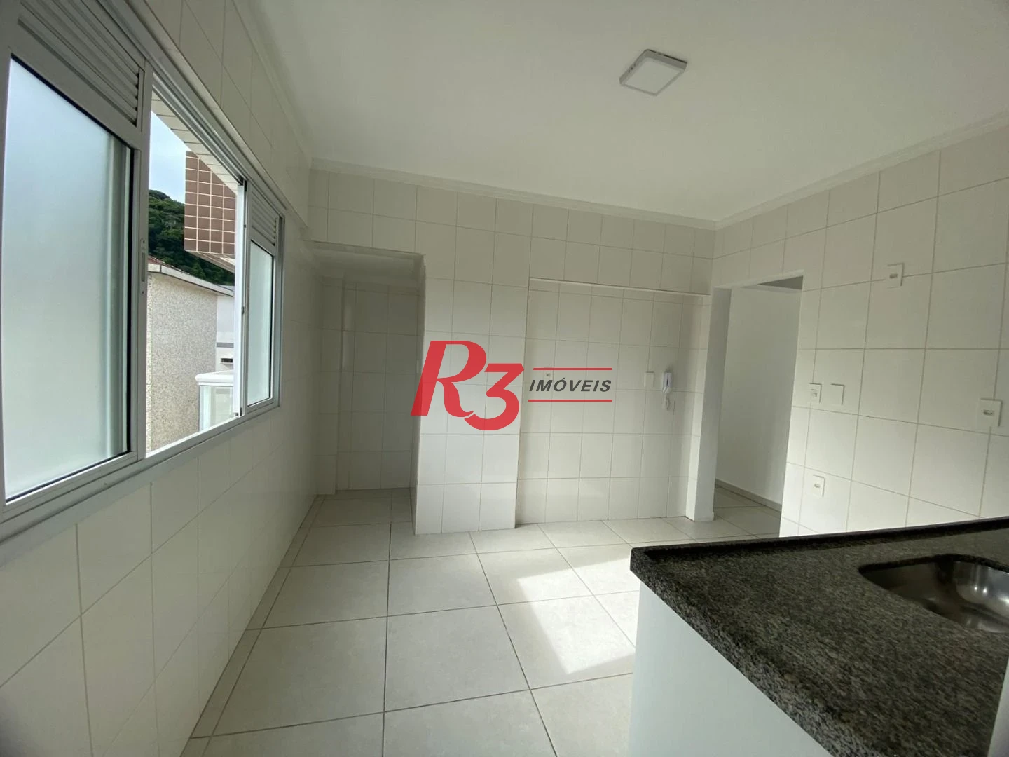 Apartamento com 2 dormitórios para alugar, 73 m² por R$ 3.800,00/mês - Vila Belmiro - Santos/SP