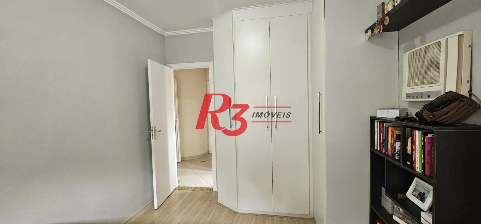 Apartamento com 3 dormitórios à venda, 117 m² por R$ 850.000,00 - Gonzaga - Santos/SP