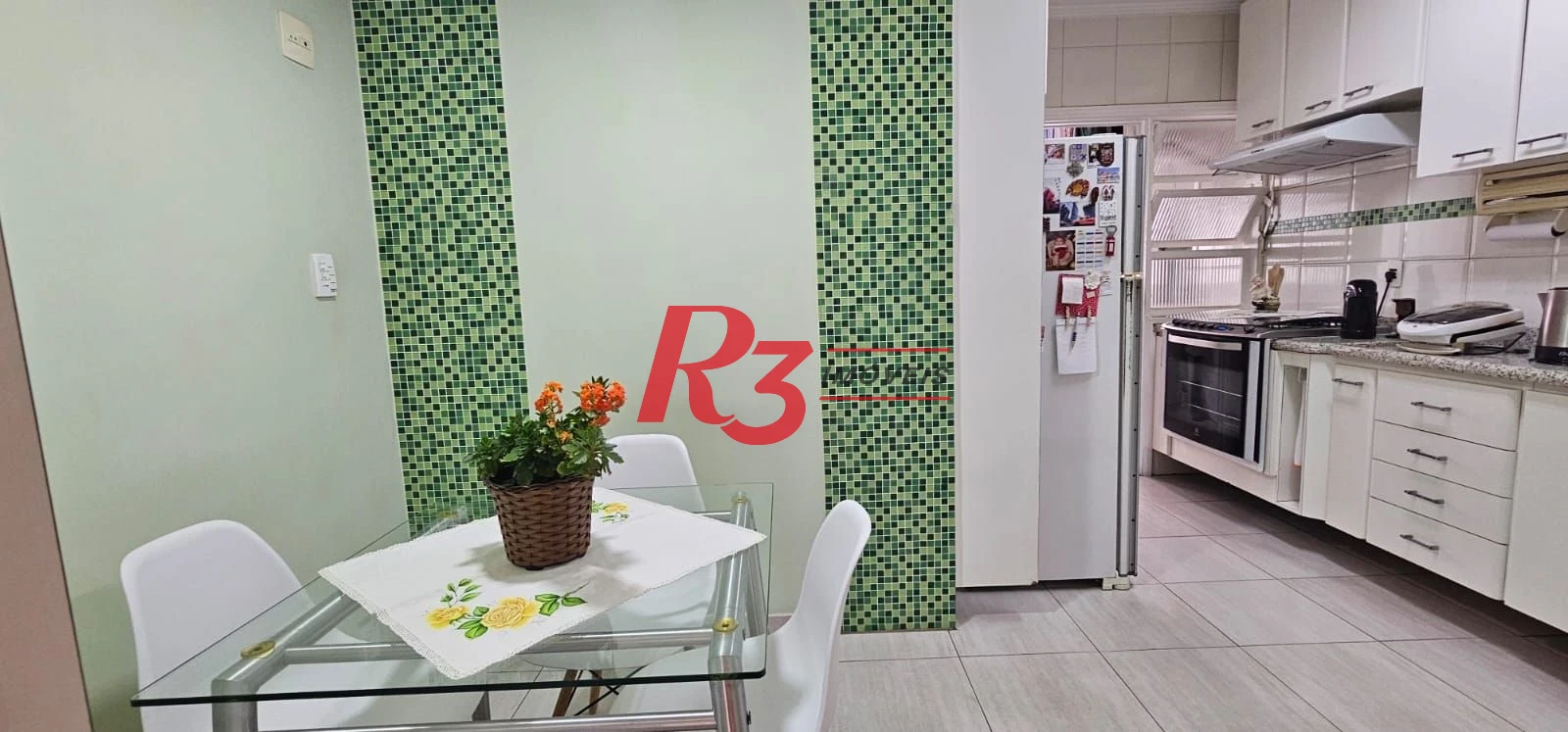 Apartamento com 3 dormitórios à venda, 117 m² por R$ 850.000,00 - Gonzaga - Santos/SP