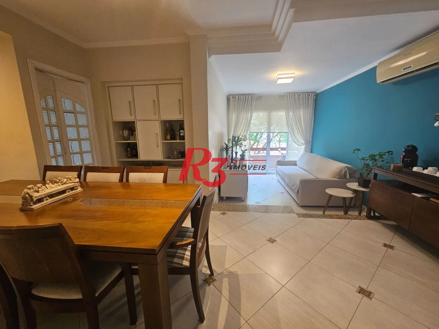 Apartamento com 3 dormitórios à venda, 117 m² por R$ 850.000,00 - Gonzaga - Santos/SP