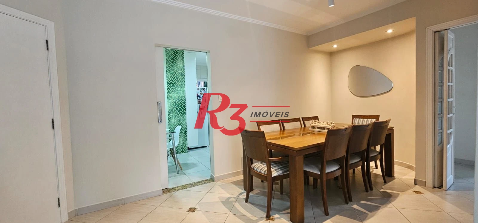 Apartamento com 3 dormitórios à venda, 117 m² por R$ 850.000,00 - Gonzaga - Santos/SP