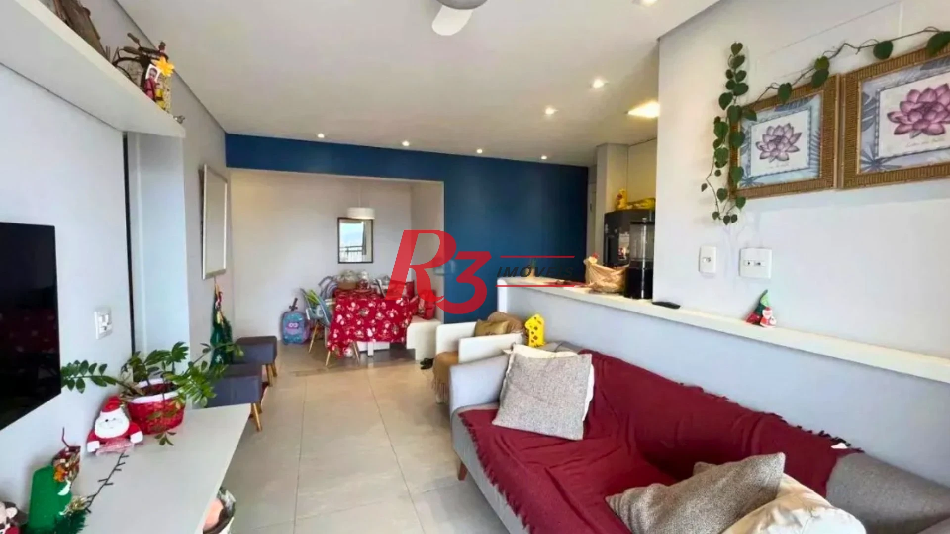 Apartamento com 2 dormitórios à venda, 70 m² por R$ 805.000,00 - Marapé - Santos/SP