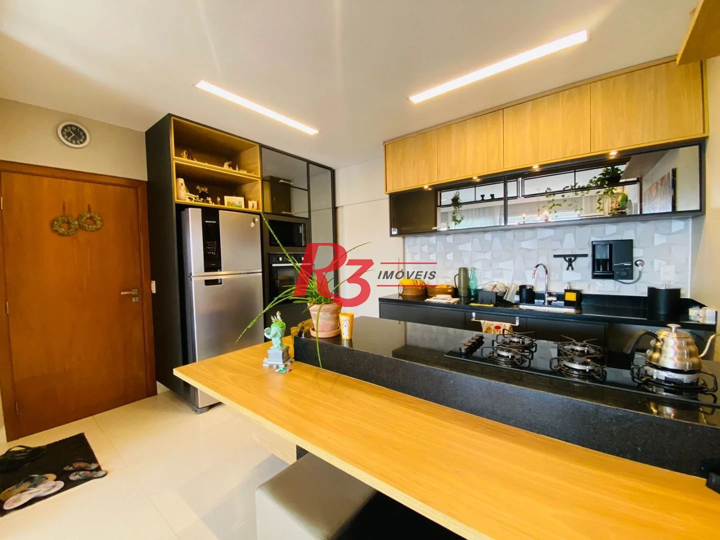 Apartamento com 3 dormitórios à venda, 159 m² por R$ 2.480.000,00 - Embaré - Santos/SP