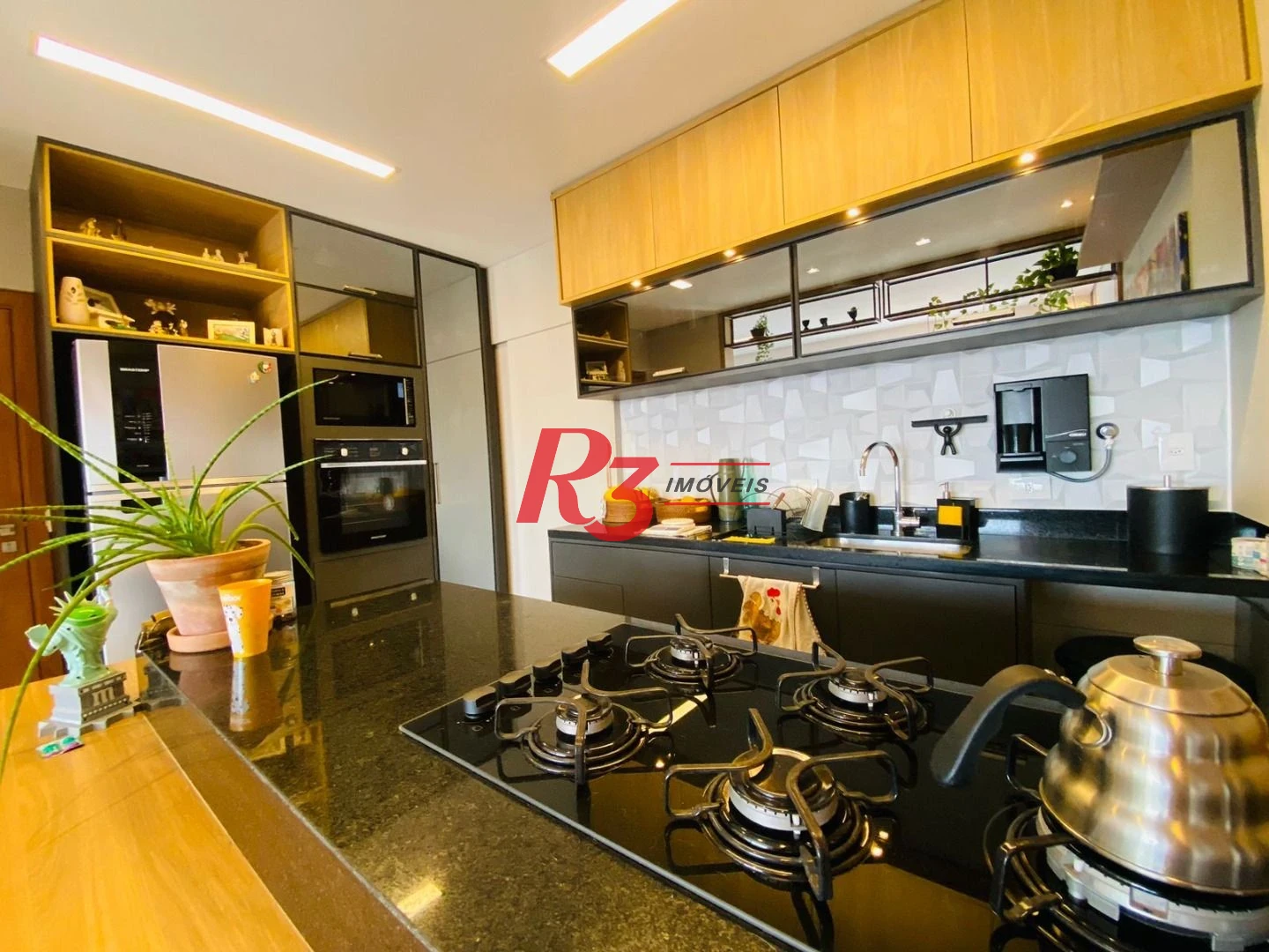 Apartamento com 3 dormitórios à venda, 159 m² por R$ 2.480.000,00 - Embaré - Santos/SP