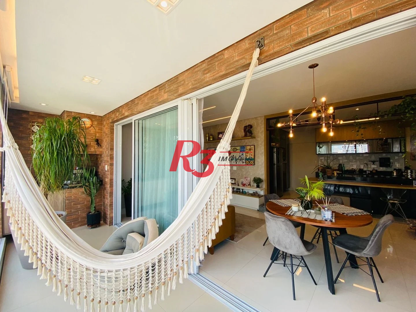 Apartamento com 3 dormitórios à venda, 159 m² por R$ 2.480.000,00 - Embaré - Santos/SP