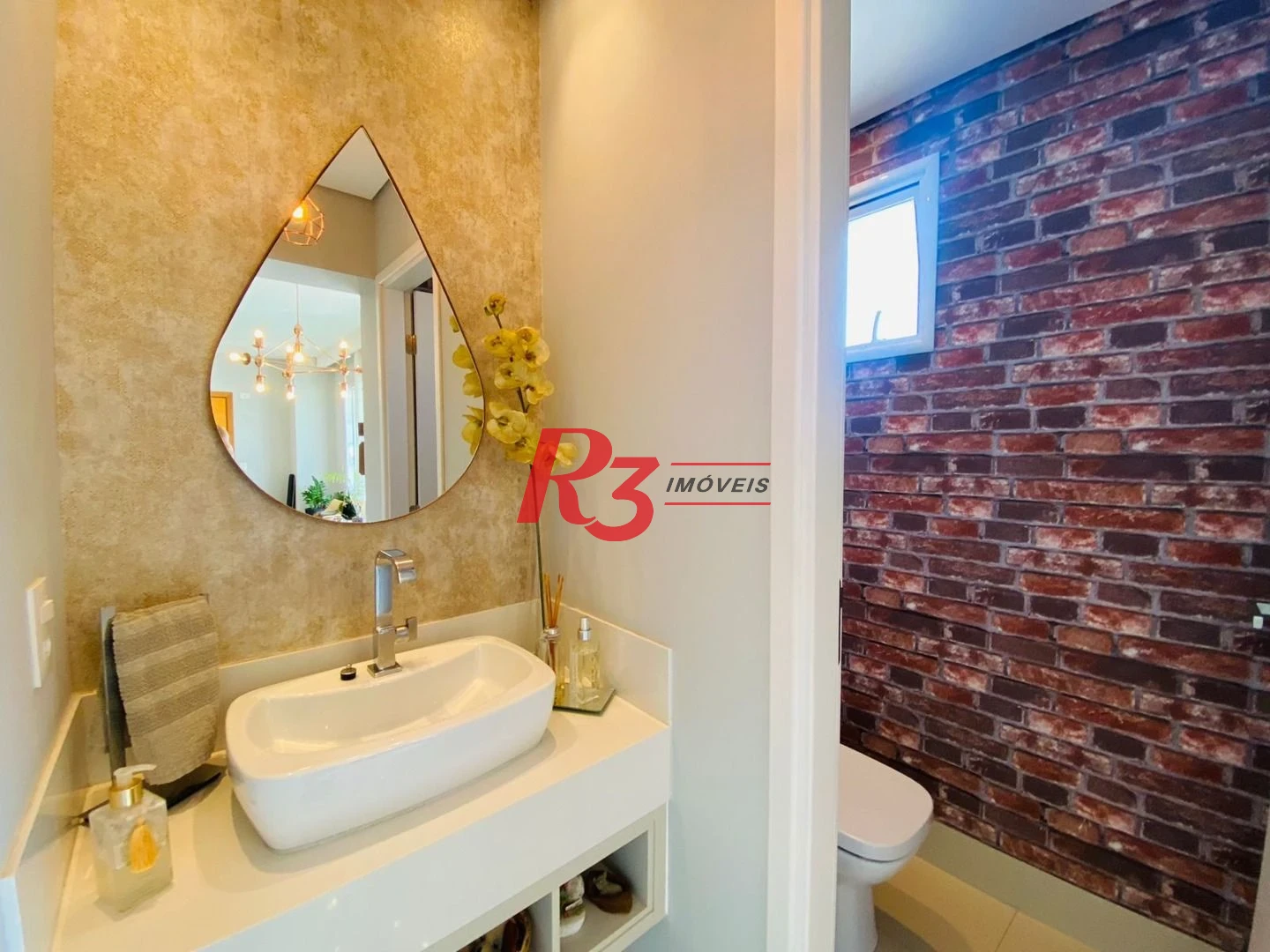 Apartamento com 3 dormitórios à venda, 159 m² por R$ 2.480.000,00 - Embaré - Santos/SP