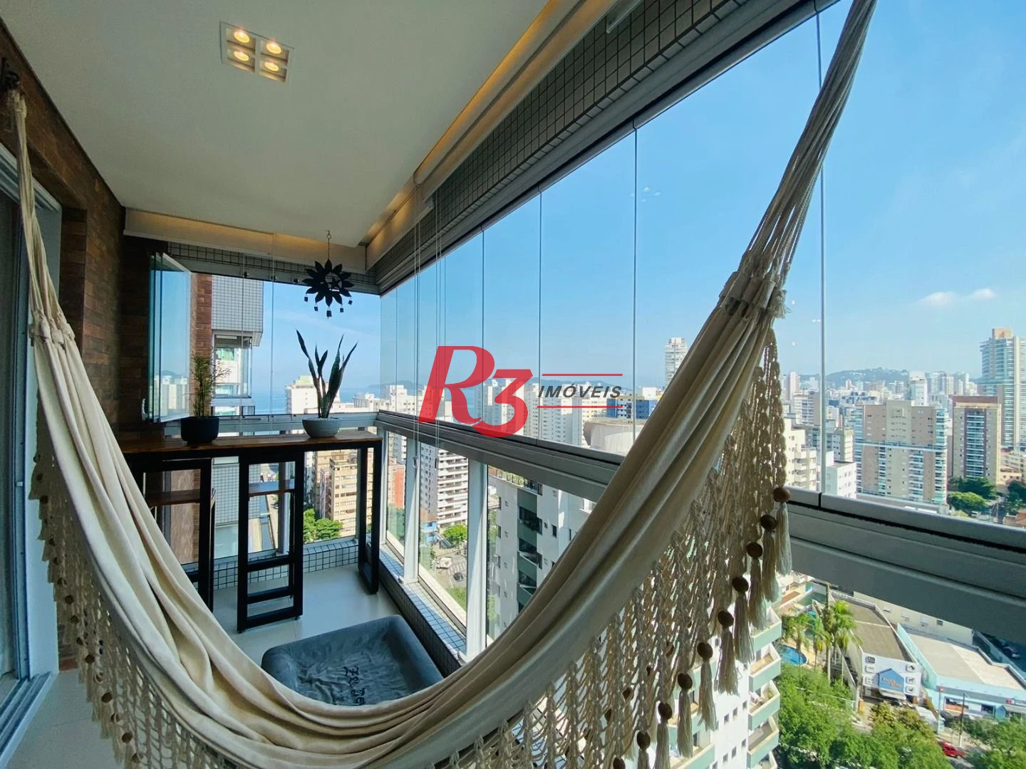 Apartamento com 3 dormitórios à venda, 159 m² por R$ 2.480.000,00 - Embaré - Santos/SP
