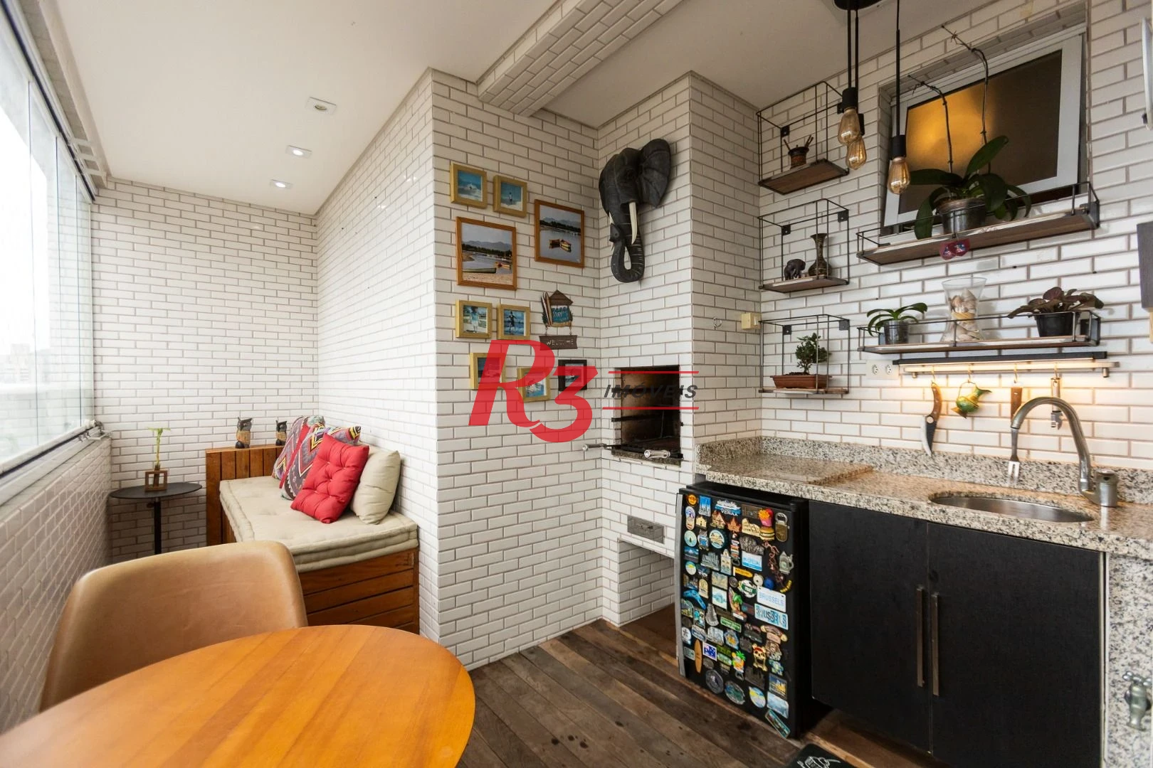 Apartamento com 3 dormitórios à venda, 143 m² por R$ 2.100.000,00 - Pompéia - Santos/SP