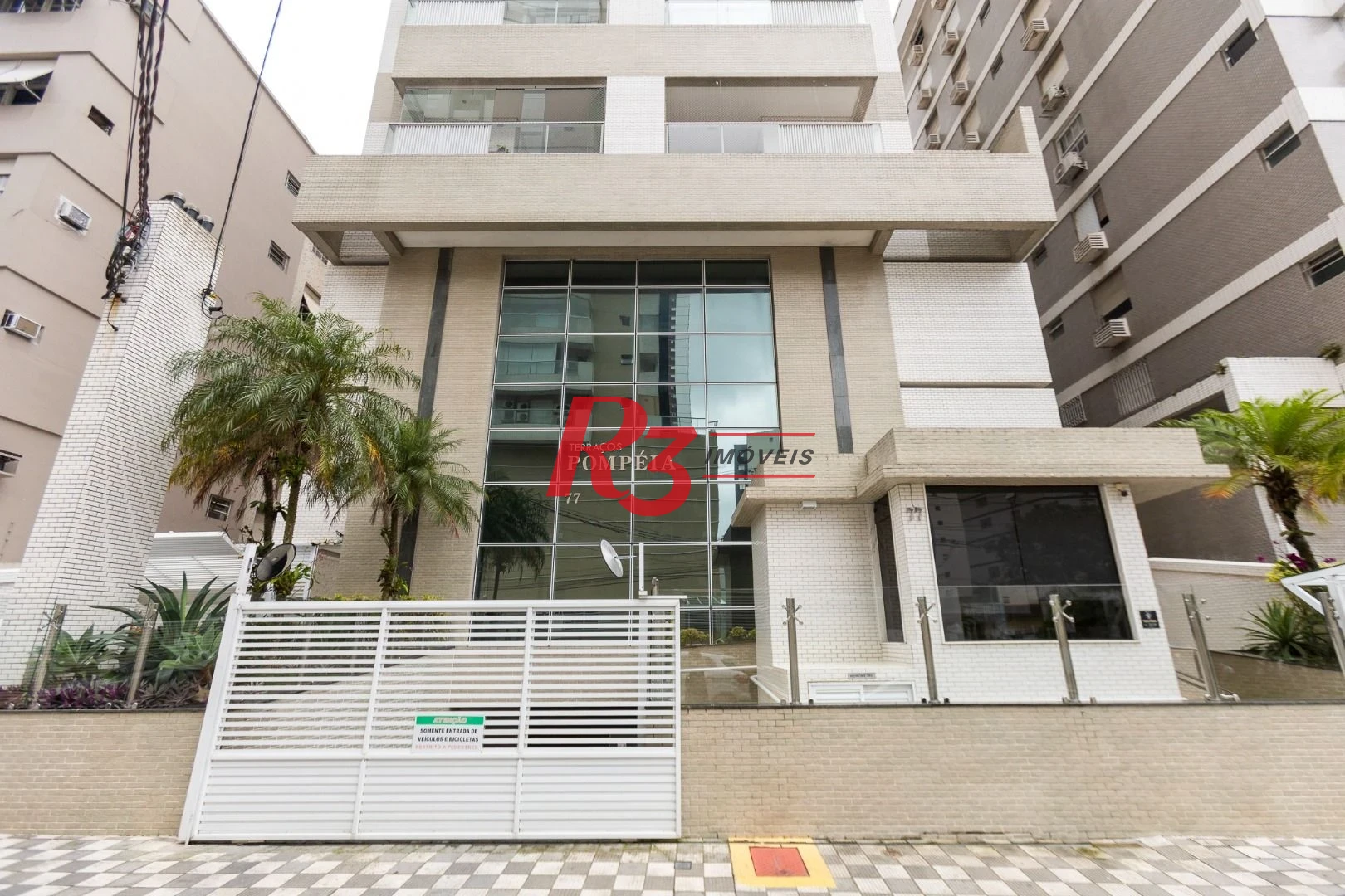 Apartamento com 3 dormitórios à venda, 143 m² por R$ 2.100.000,00 - Pompéia - Santos/SP