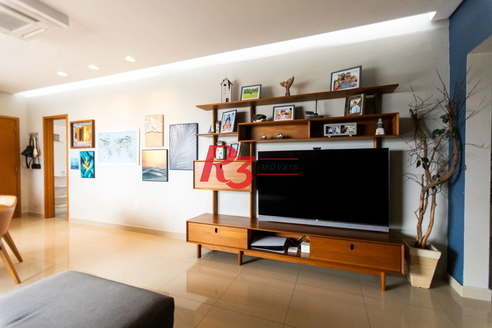 Apartamento com 3 dormitórios à venda, 143 m² por R$ 2.100.000,00 - Pompéia - Santos/SP