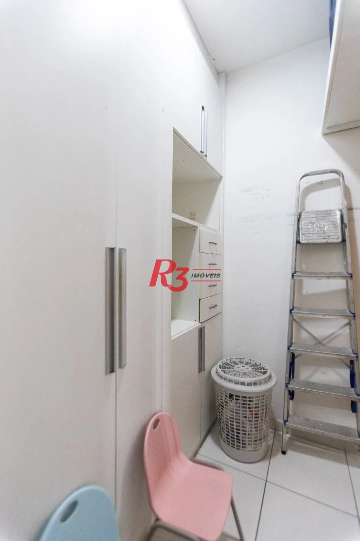 Apartamento com 3 dormitórios à venda, 143 m² por R$ 2.100.000,00 - Pompéia - Santos/SP