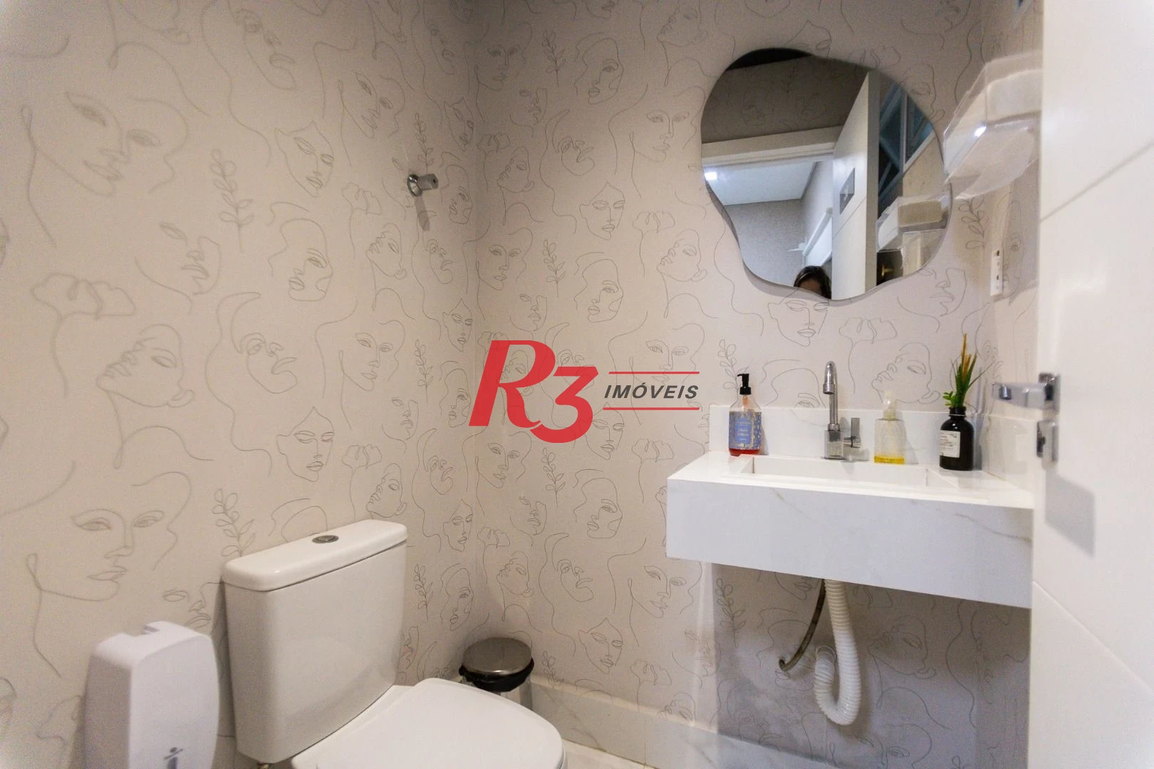 Sala para alugar, 30 m² por R$ 3.700,00/mês - Estuário - Santos/SP