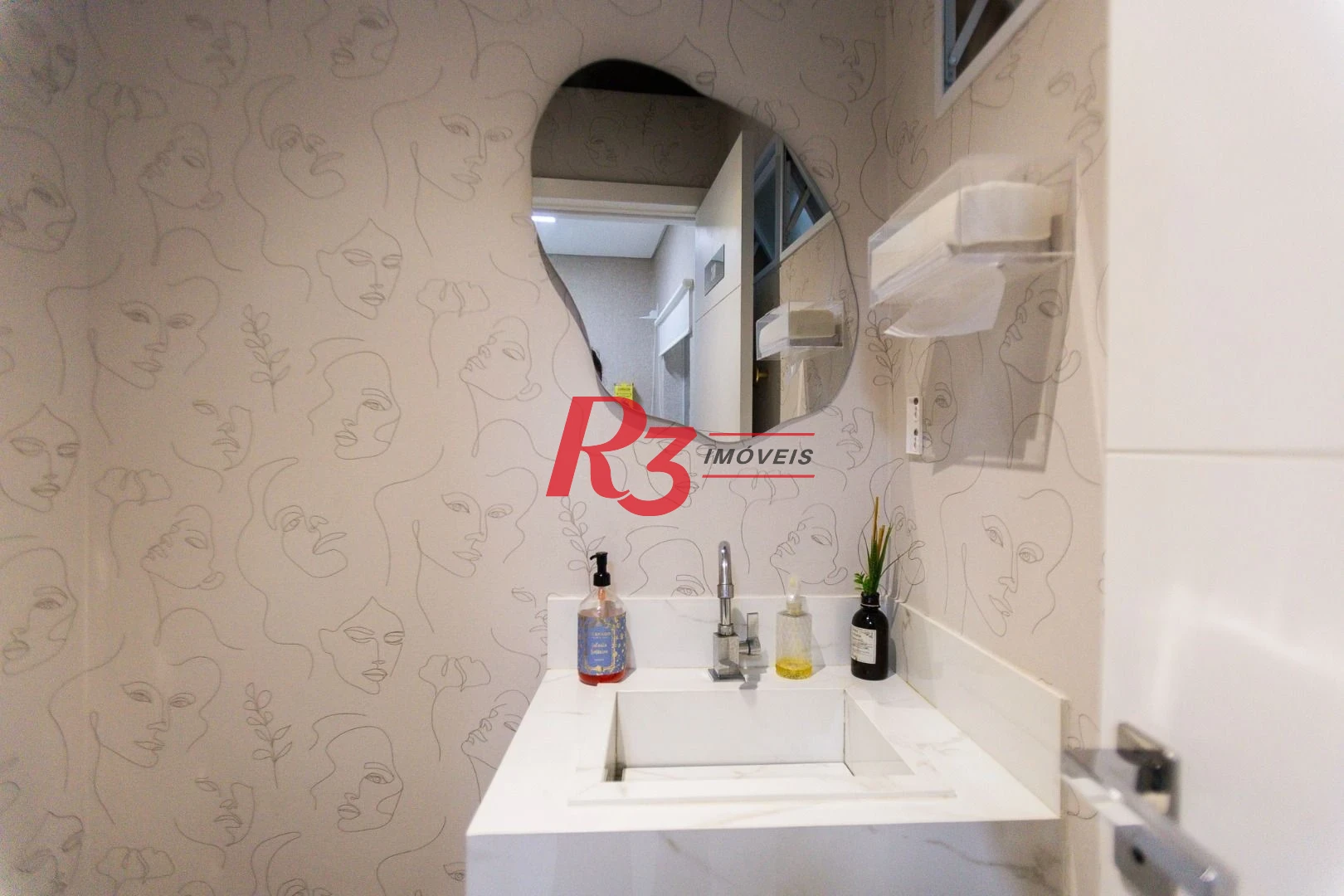 Sala para alugar, 30 m² por R$ 3.700,00/mês - Estuário - Santos/SP