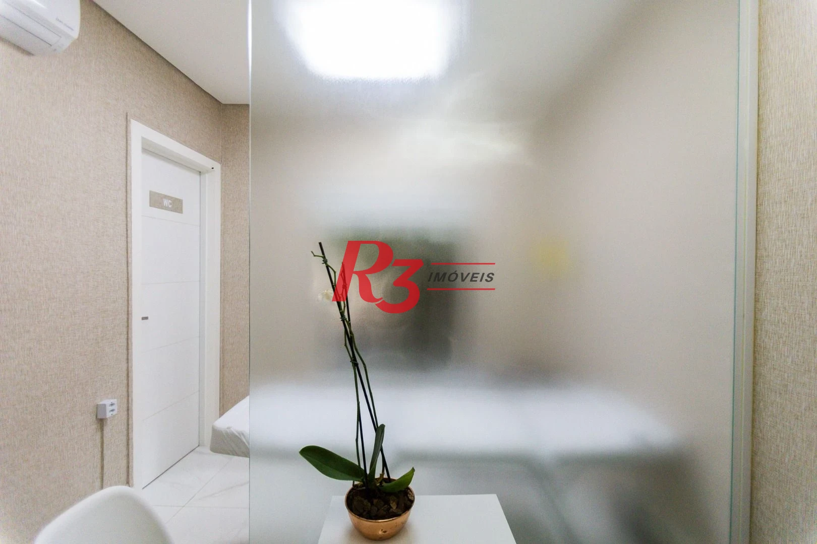 Sala para alugar, 30 m² por R$ 3.700,00/mês - Estuário - Santos/SP