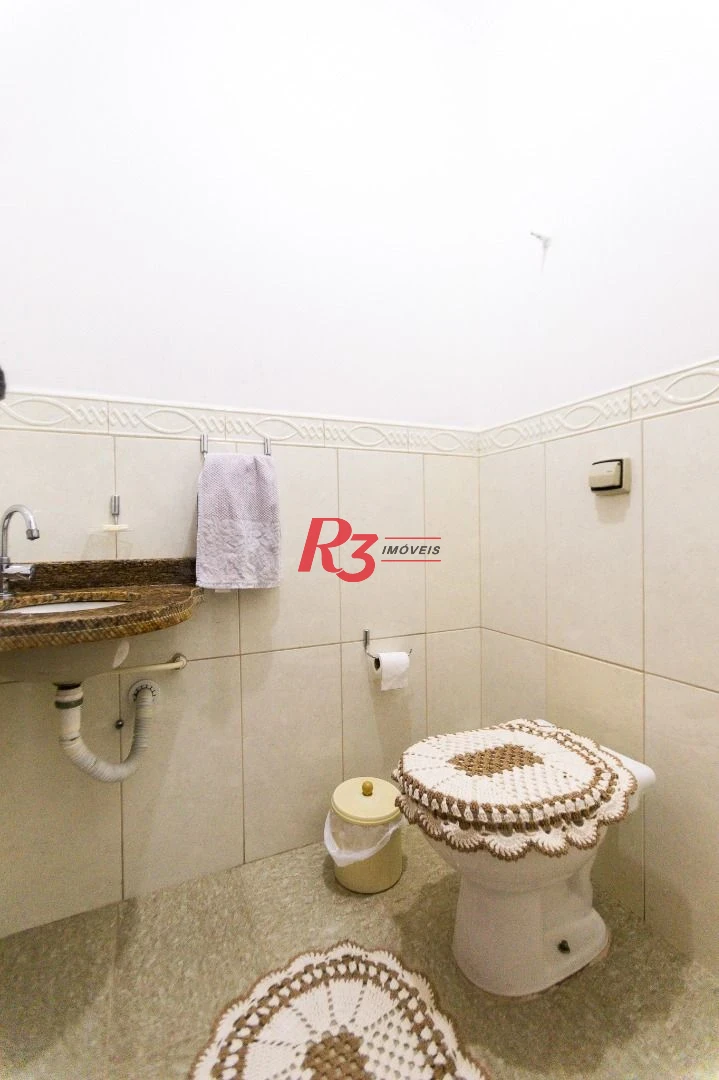 Casa com 3 dormitórios para alugar, 160 m² por R$ 7.000,00/mês - Ponta da Praia - Santos/SP