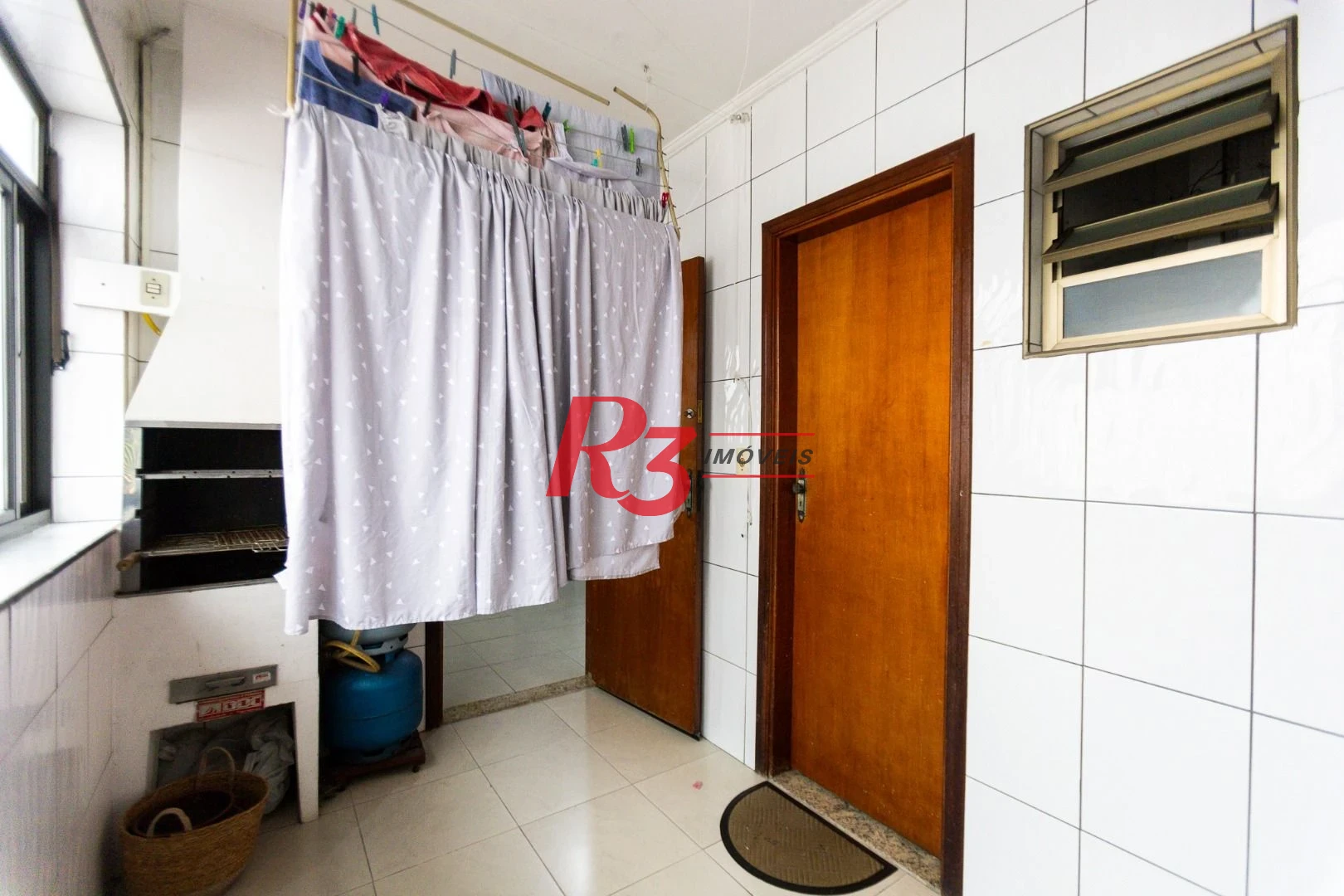 Casa com 3 dormitórios para alugar, 160 m² por R$ 7.000,00/mês - Ponta da Praia - Santos/SP