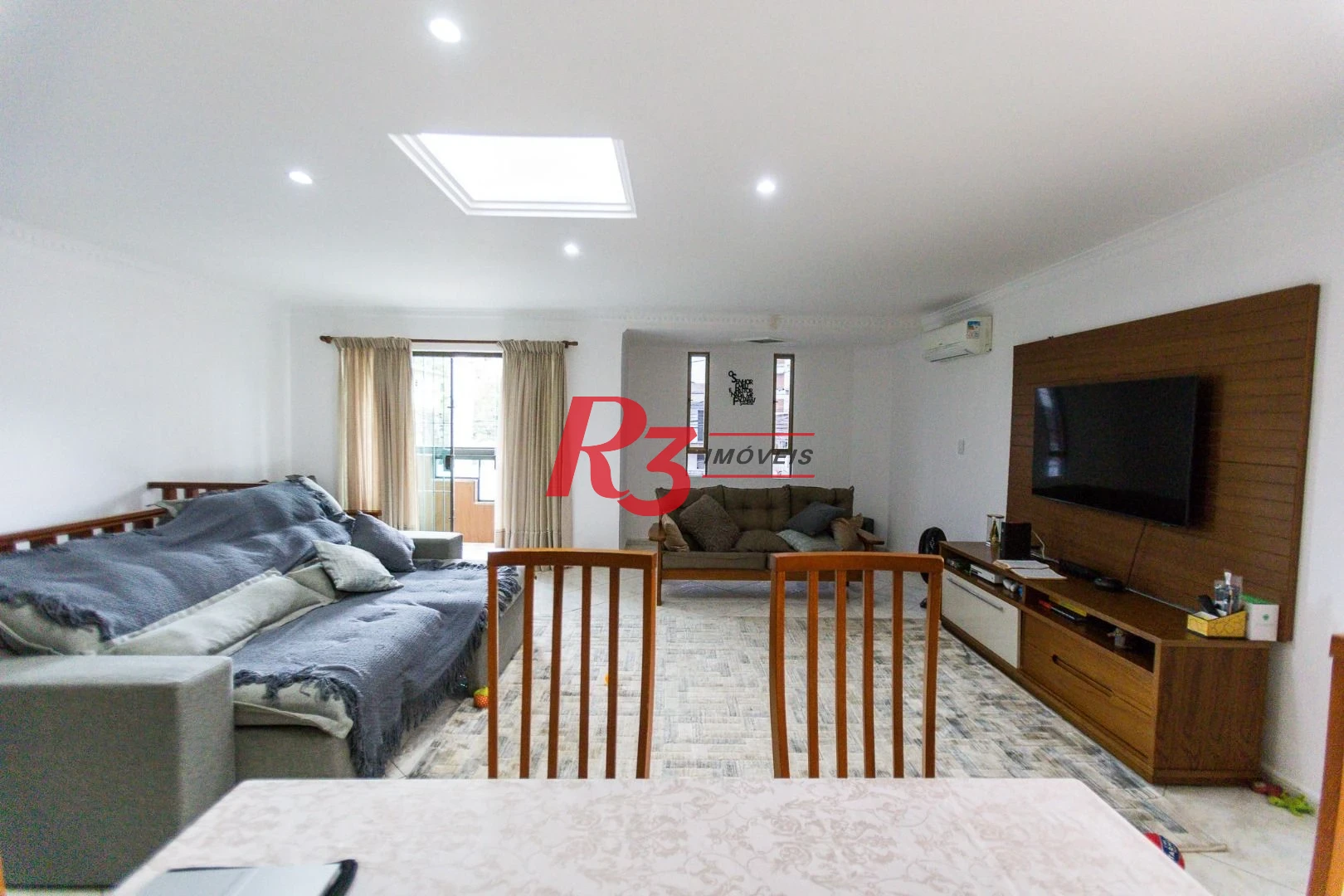 Casa com 3 dormitórios para alugar, 160 m² por R$ 7.000,00/mês - Ponta da Praia - Santos/SP