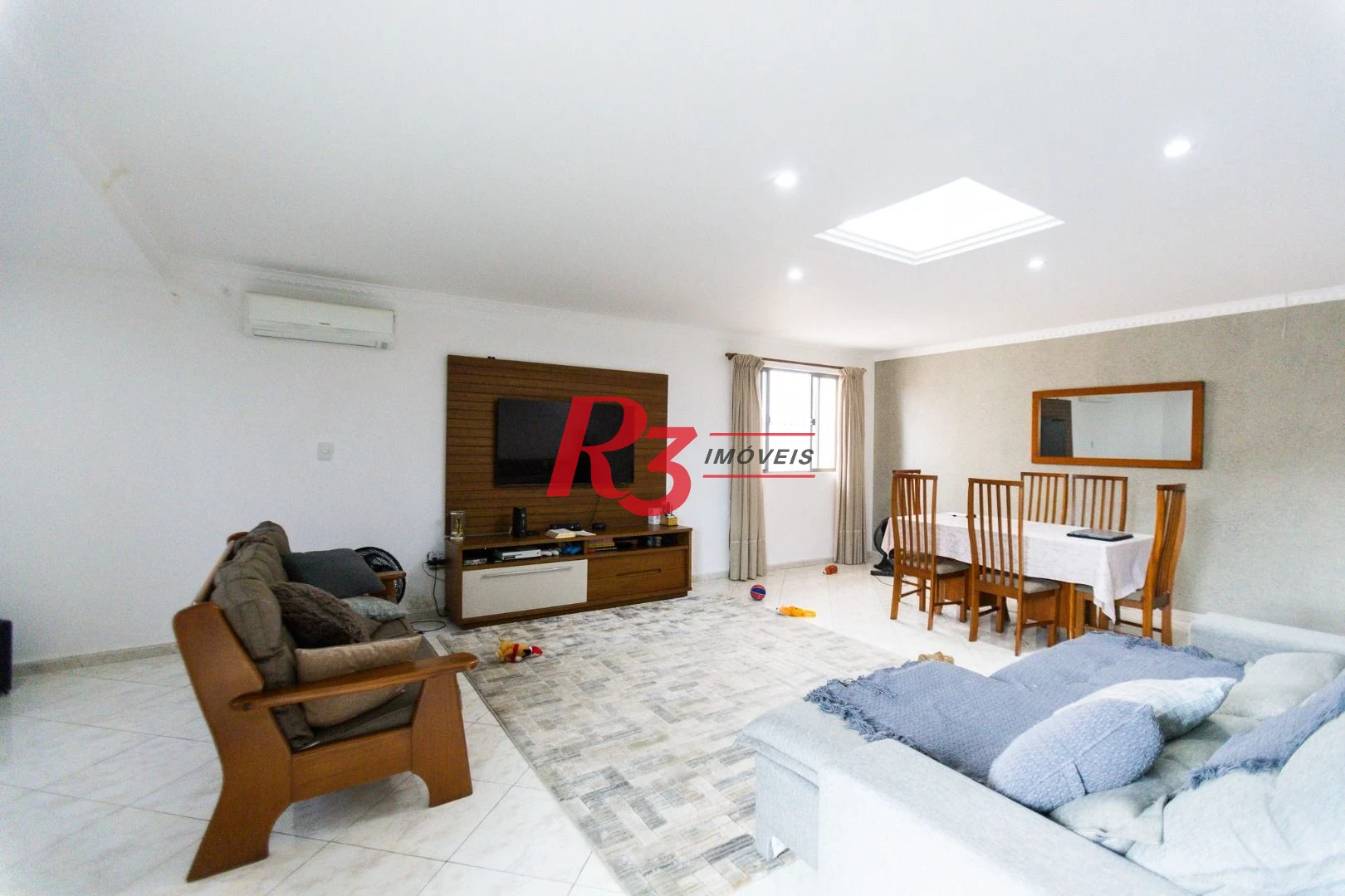 Casa com 3 dormitórios para alugar, 160 m² por R$ 7.000,00/mês - Ponta da Praia - Santos/SP