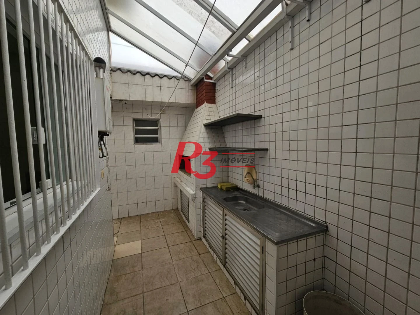 Sobrado à venda, 230 m² por R$ 1.920.000,00 - Ponta da Praia - Santos/SP