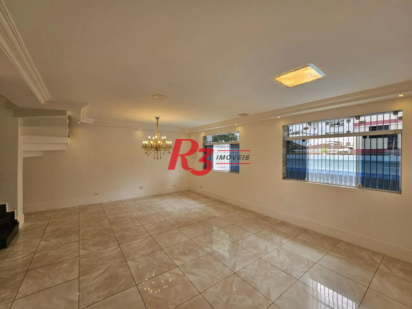 Sobrado à venda, 230 m² por R$ 1.920.000,00 - Ponta da Praia - Santos/SP