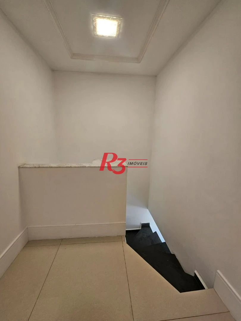 Sobrado à venda, 230 m² por R$ 1.920.000,00 - Ponta da Praia - Santos/SP