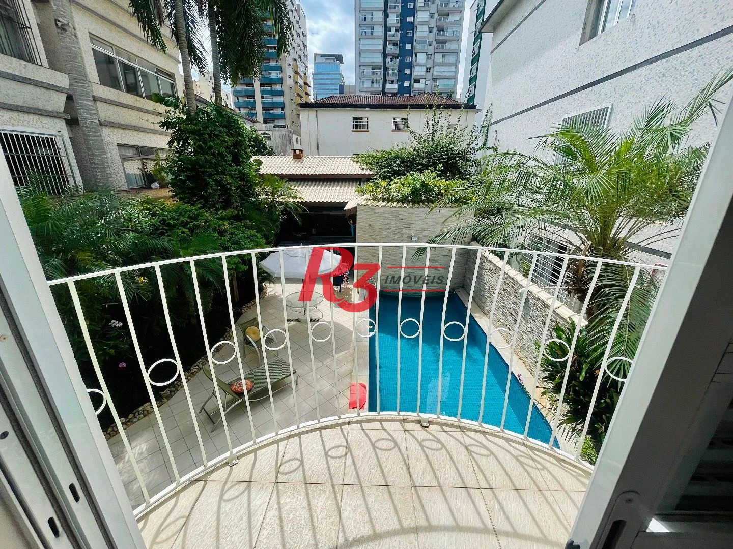Sobrado à venda, 457 m² por R$ 6.500.000,00 - Gonzaga - Santos/SP