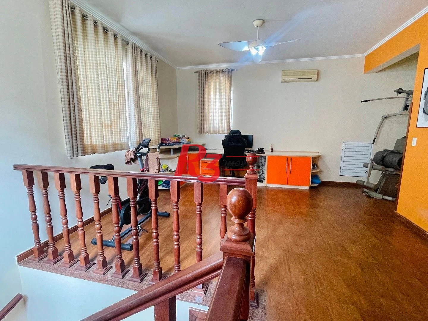 Sobrado à venda, 457 m² por R$ 6.500.000,00 - Gonzaga - Santos/SP