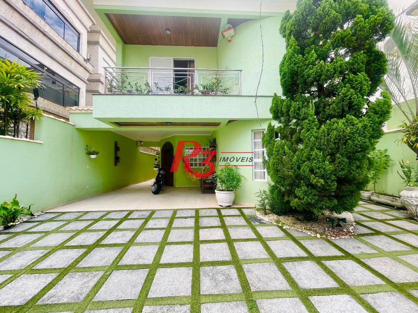 Sobrado à venda, 457 m² por R$ 6.500.000,00 - Gonzaga - Santos/SP