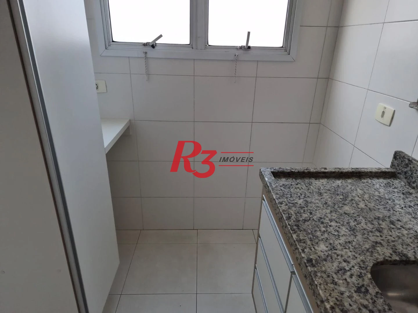 Apartamento à venda, 65 m² por R$ 650.000,00 - Encruzilhada - Santos/SP