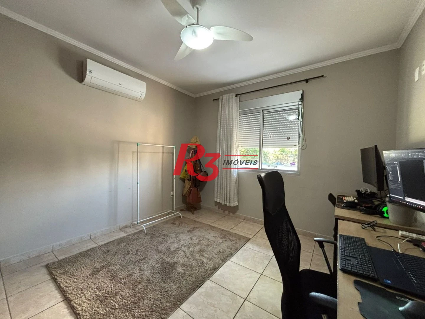 Apartamento com 3 dormitórios à venda, 98 m² por R$ 500.000,00 - Gonzaga - Santos/SP