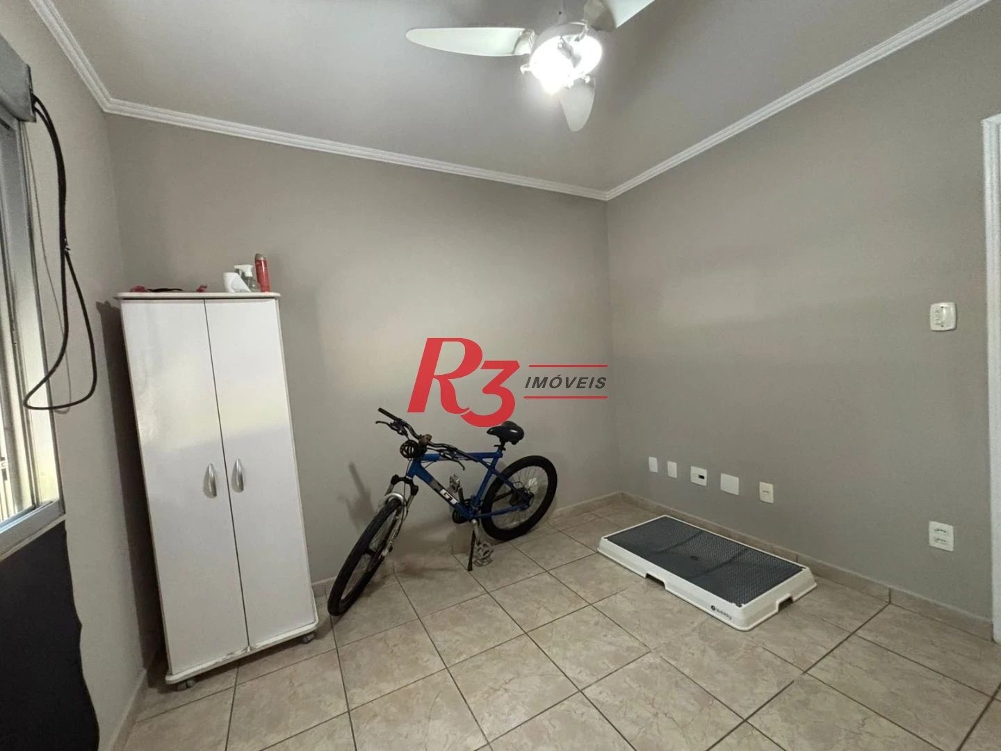 Apartamento com 3 dormitórios à venda, 98 m² por R$ 500.000,00 - Gonzaga - Santos/SP