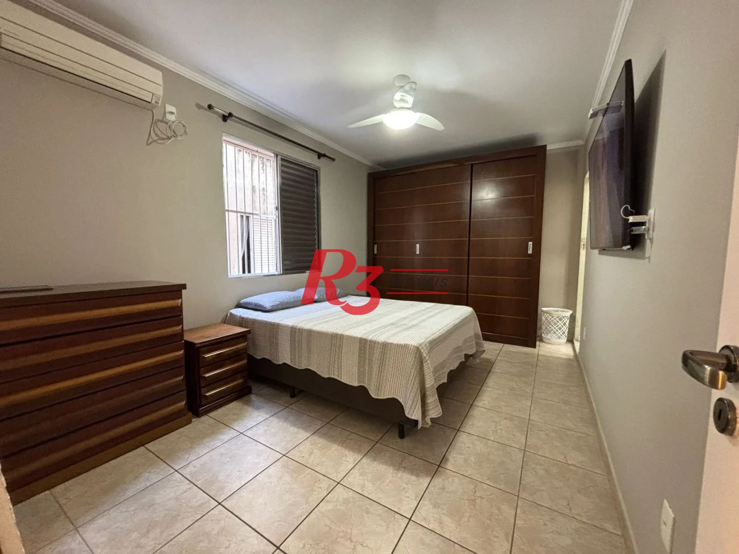 Apartamento com 3 dormitórios à venda, 98 m² por R$ 500.000,00 - Gonzaga - Santos/SP