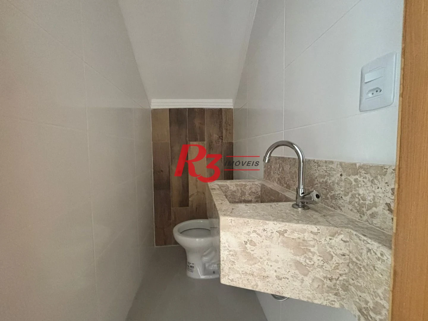 Casa com 3 dormitórios à venda, 115 m² por R$ 1.100.000,00 - Aparecida - Santos/SP