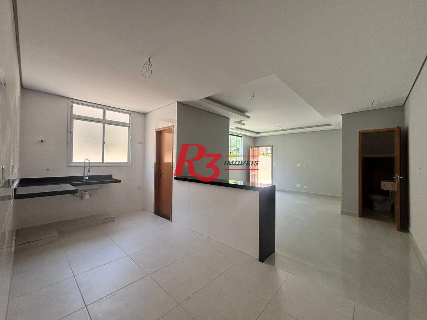 Casa com 3 dormitórios à venda, 115 m² por R$ 1.100.000,00 - Aparecida - Santos/SP