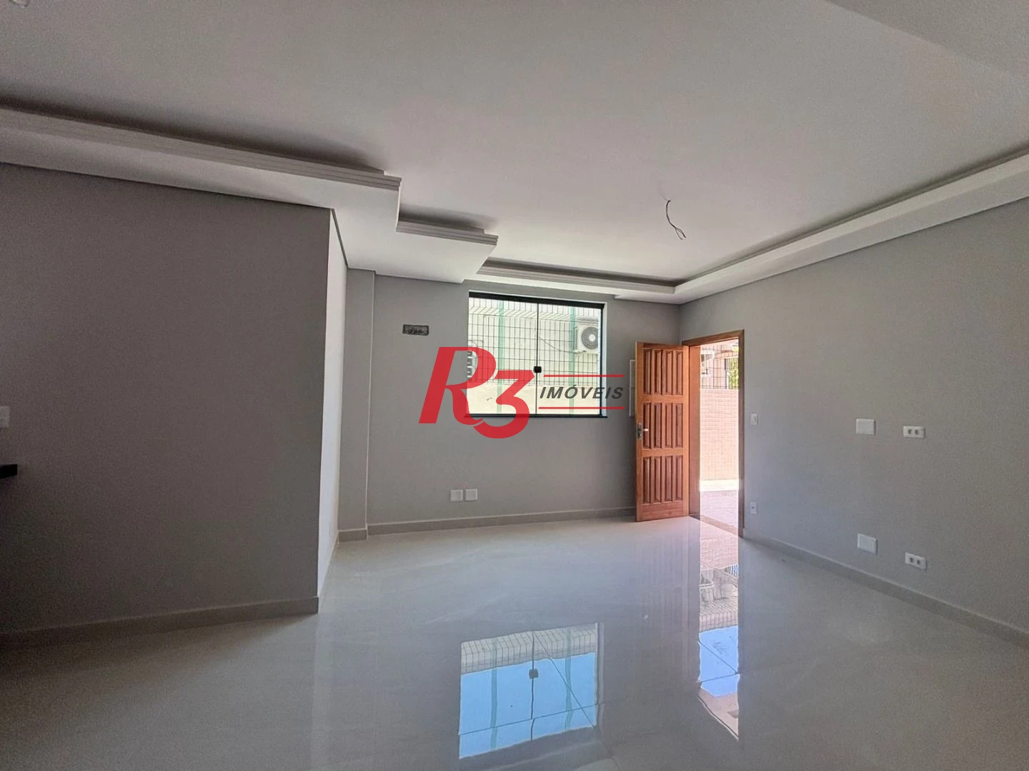Casa com 3 dormitórios à venda, 115 m² por R$ 1.100.000,00 - Aparecida - Santos/SP