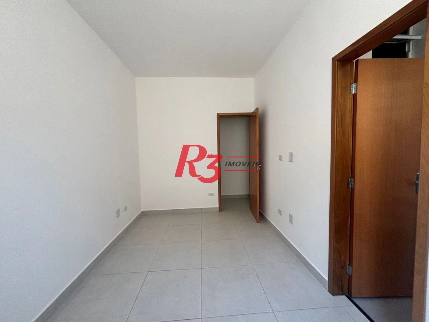 Casa com 3 dormitórios à venda, 115 m² por R$ 1.100.000,00 - Aparecida - Santos/SP