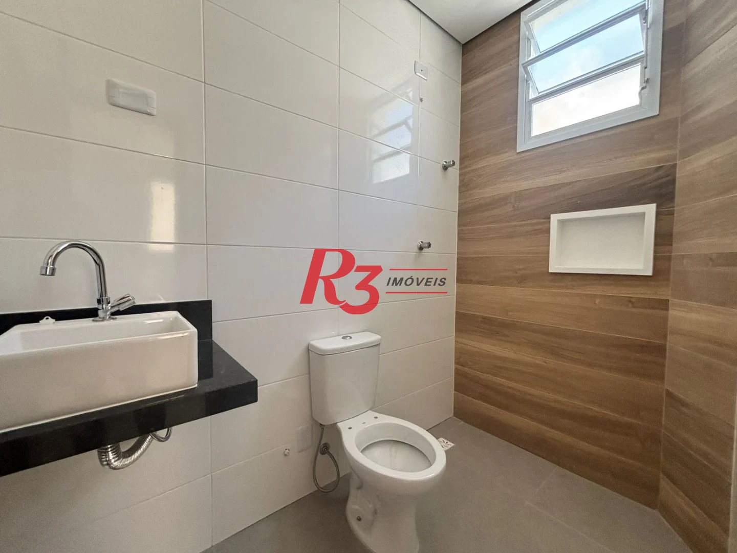 Casa com 3 dormitórios à venda, 115 m² por R$ 1.100.000,00 - Aparecida - Santos/SP
