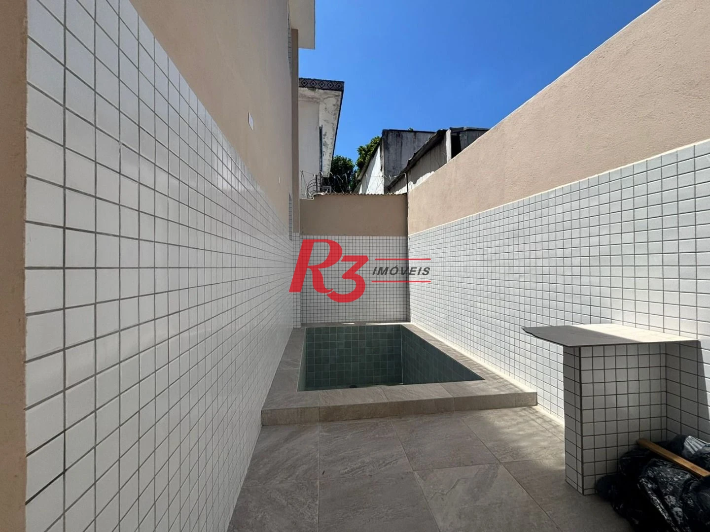 Casa com 3 dormitórios à venda, 115 m² por R$ 1.100.000,00 - Aparecida - Santos/SP