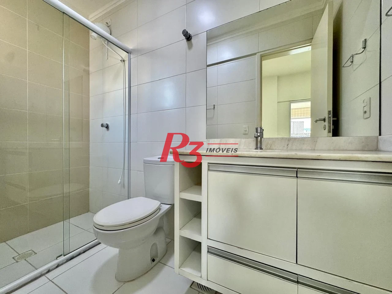 Apartamento com 2 dormitórios para alugar, 109 m² por R$ 7.500,00/mês - Gonzaga - Santos/SP