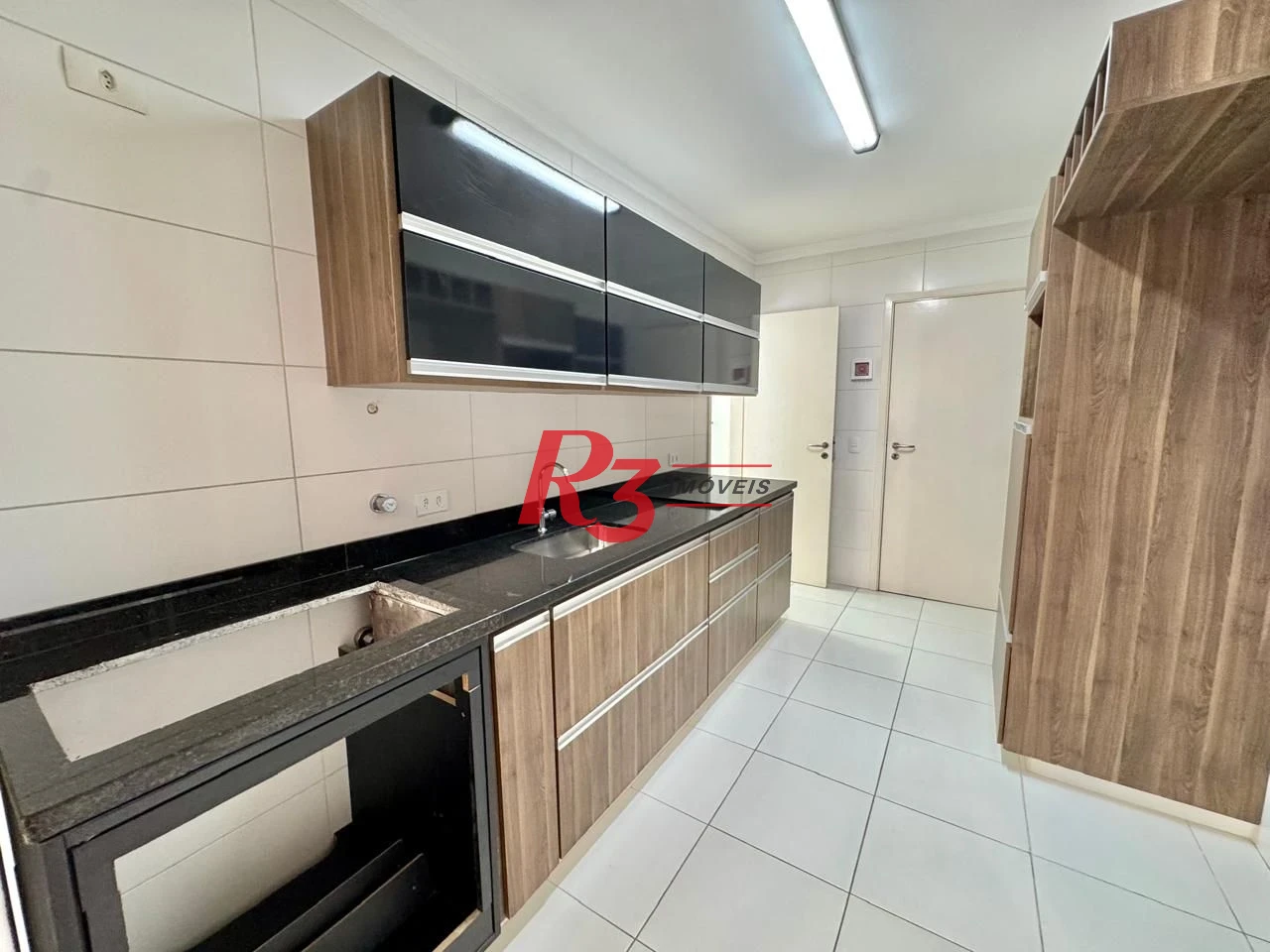 Apartamento com 2 dormitórios para alugar, 109 m² por R$ 7.500,00/mês - Gonzaga - Santos/SP