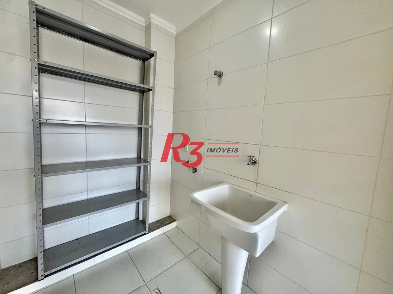 Apartamento com 2 dormitórios para alugar, 109 m² por R$ 7.500,00/mês - Gonzaga - Santos/SP