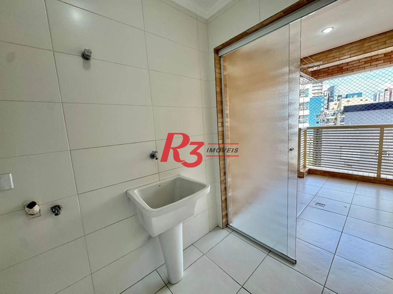 Apartamento com 2 dormitórios para alugar, 109 m² por R$ 7.500,00/mês - Gonzaga - Santos/SP
