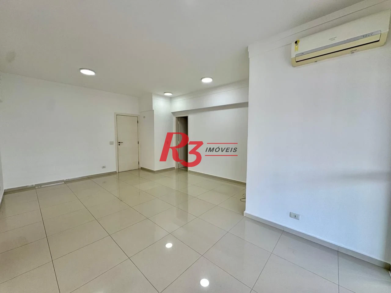 Apartamento com 2 dormitórios para alugar, 109 m² por R$ 7.500,00/mês - Gonzaga - Santos/SP