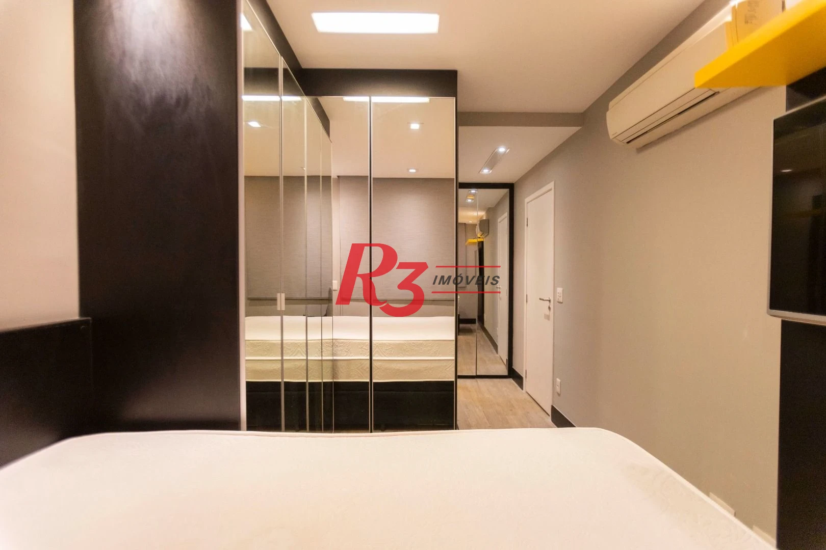 Apartamento com 1 dormitório para alugar, 48 m² por R$ 5.000,00/mês - Ponta da Praia - Santos/SP