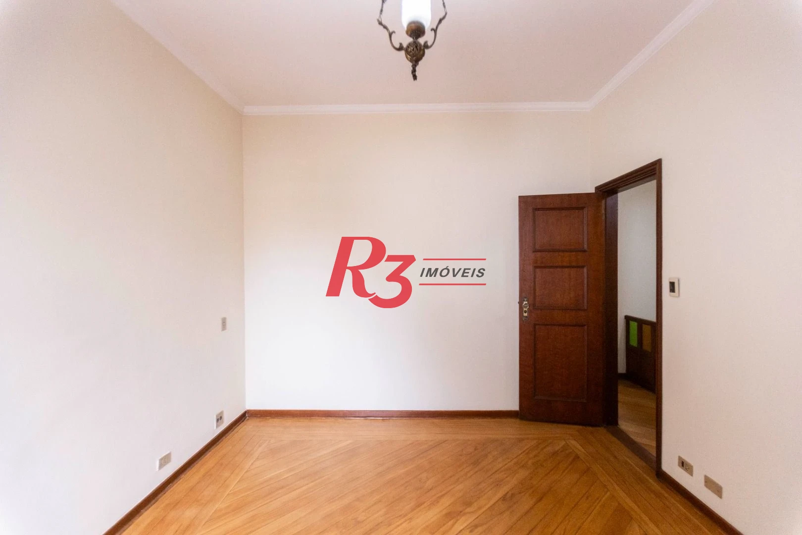 Sobrado, 227 m² - venda por R$ 2.000.000,00 ou aluguel por R$ 8.605,06/mês - Vila Belmiro - Santos/SP