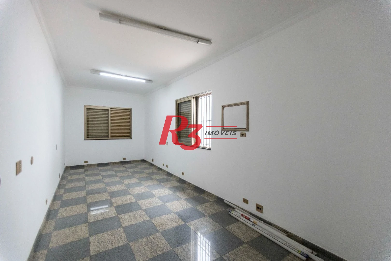 Sobrado, 227 m² - venda por R$ 2.000.000,00 ou aluguel por R$ 8.605,06/mês - Vila Belmiro - Santos/SP