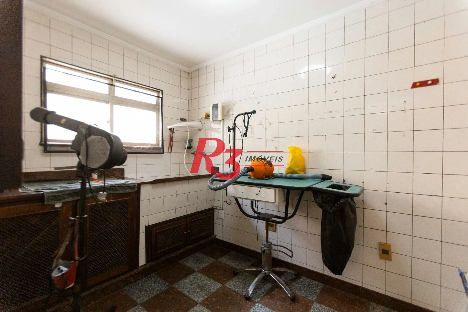 Sobrado, 227 m² - venda por R$ 2.000.000,00 ou aluguel por R$ 8.605,06/mês - Vila Belmiro - Santos/SP